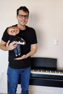Boneco pianista personalizado